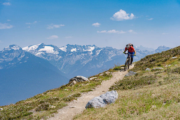 Kubik Cornering Hard on Frisby Ridge